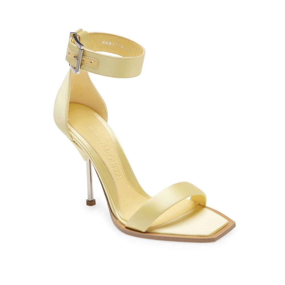 Alexander McQueen Yellow Sandals Satin Stiletto Heels 9 Formal Summer New 🟡
